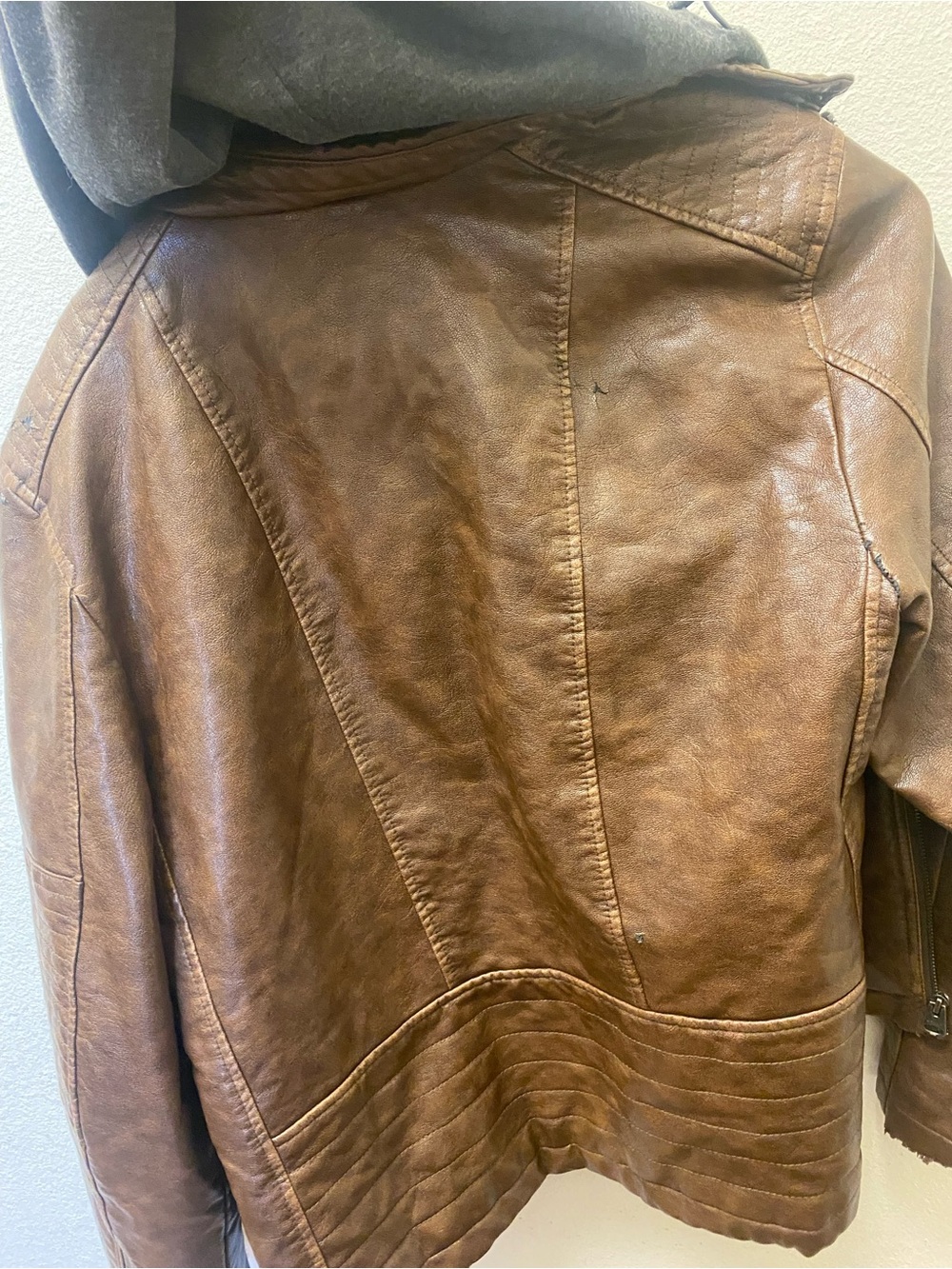 Levi’s Brown Quilted Faux Leather Jacket with Hood - Picture 4 of 9